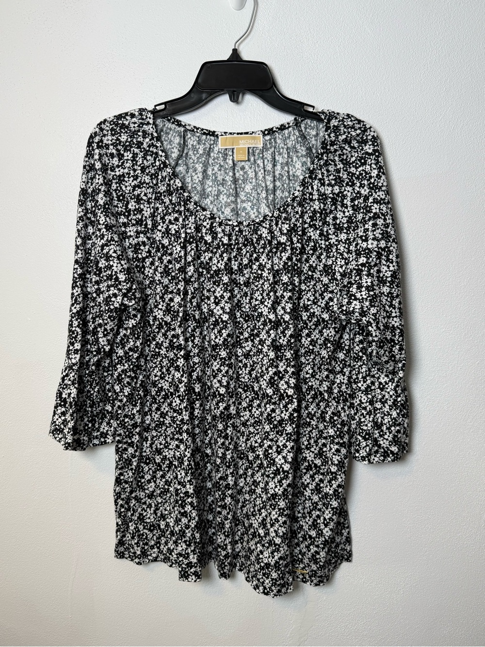 Michael Kors Black and White Floral Bell-Sleeve Blouse - Picture 2 of 6